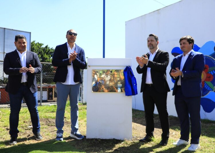 Inauguran cancha de mini fútbol FIFA Arena en Ilopango
