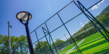 Avanza construcción de nuevo polideportivo en Carolina