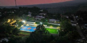 DOM entregan moderno polideportivo en Sonsonate