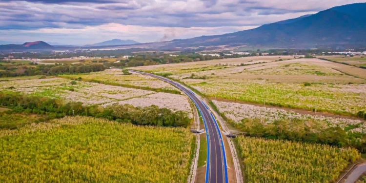 Obras del Aerocable de San Salvador alcanzan un 60% de avance con el inicio del montaje de torres