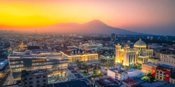 El Salvador registra incremento de turistas internacionales en vacaciones de agosto