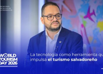 Gobierno del Presidente Bukele promueve el uso de la tecnología en comunidades y sector turístico